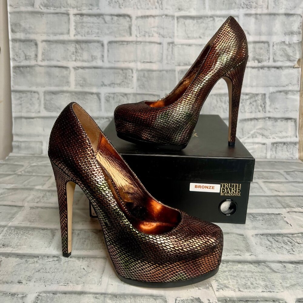 Truth or Date Langlade Metallic Brown Platform Stiletto-7.5